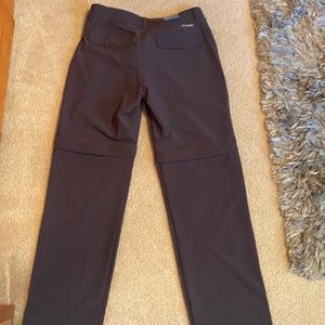 Womens Columbia zip off leg active pant
